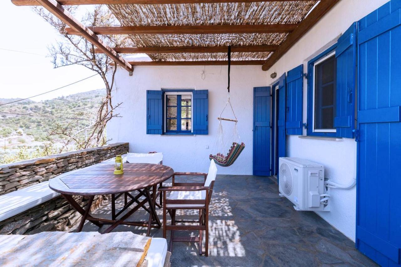 Traditional Village House On Kea Milopótamos Buitenkant foto