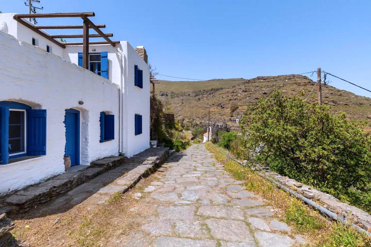 Traditional Village House On Kea Milopótamos Buitenkant foto