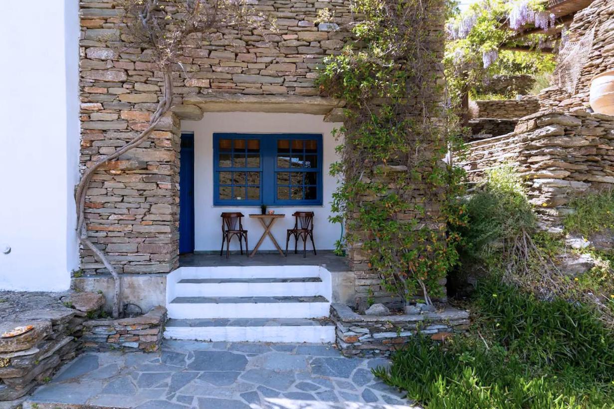 Traditional Village House On Kea Milopótamos Buitenkant foto